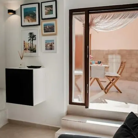 Apartment Compleet En Modern In Het Authentieke Stadshart *